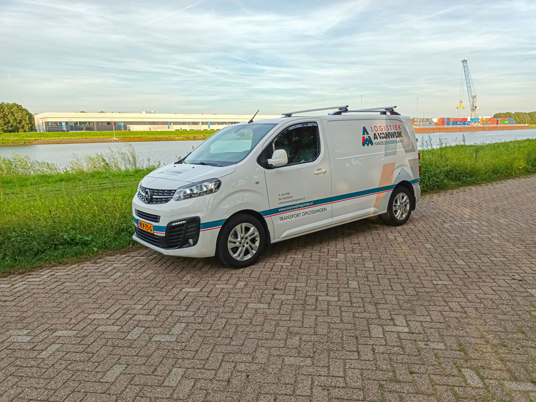 Onze transportbus voor het vervoer van diverse materialen. 